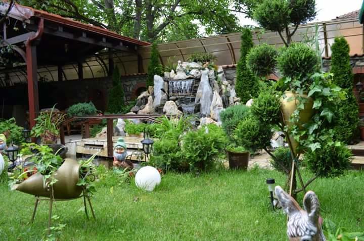 Hôtel Gala-Garden à Bitola Extérieur photo