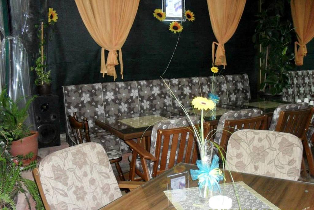 Hôtel Gala-Garden à Bitola Extérieur photo
