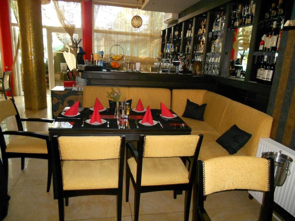 Hôtel Gala-Garden à Bitola Extérieur photo