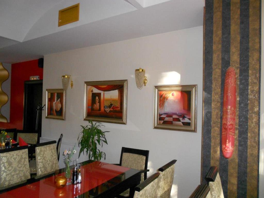 Hôtel Gala-Garden à Bitola Extérieur photo